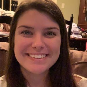 Meet your Posher, Abbry